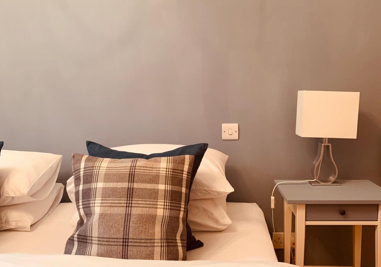The Royal Mile Residence By Reserve Apartments Edimburgo Exterior foto